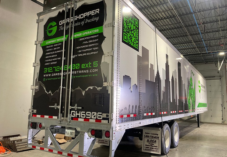 Truck Wraps as a Recruitment Tool: Attracting Talent on the Move